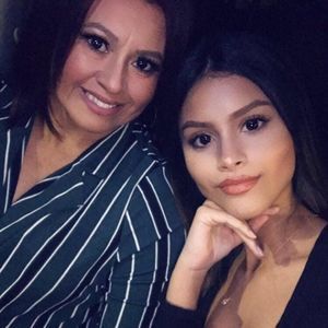 Meet your Posher, Taisha